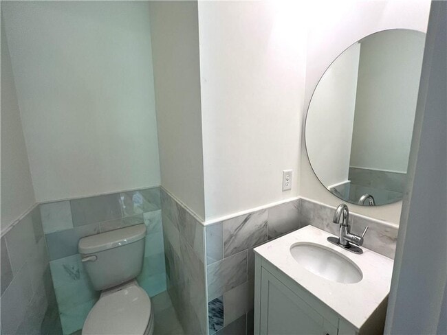 Building Photo - 4353 Parkside Pl