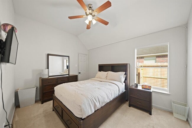 Building Photo - 3718 Paigewood Dr