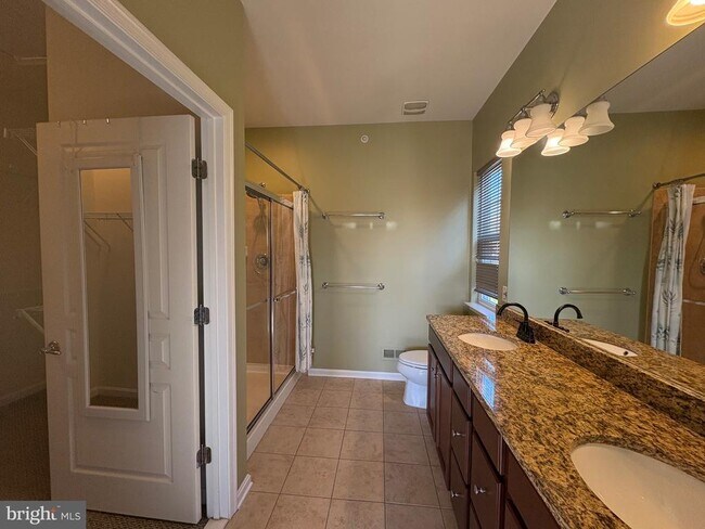 Building Photo - 580 Prizer Ct