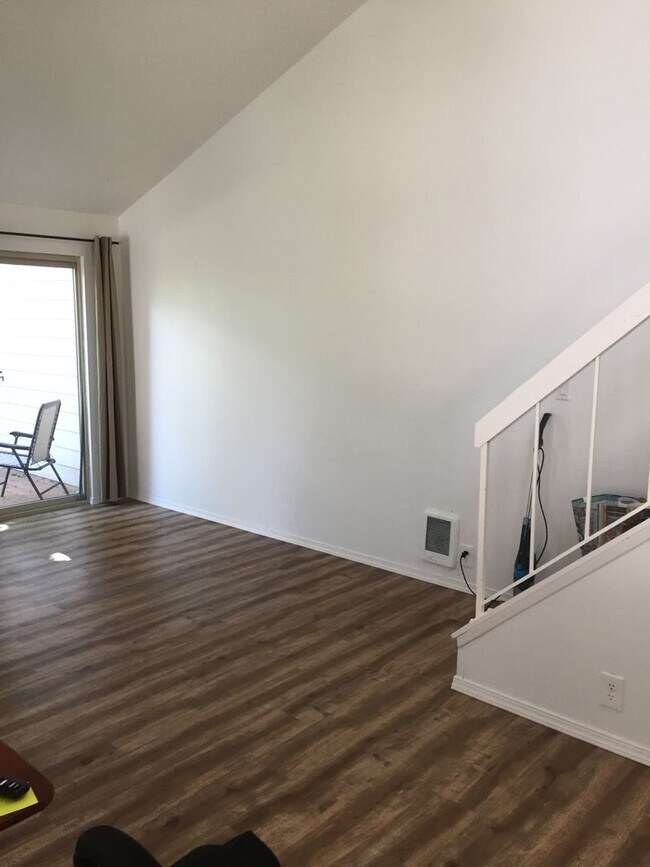 Building Photo - 11744 SW Boones Bend Dr