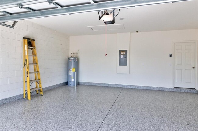 Building Photo - 5076 Marble St