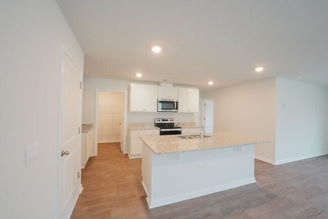 Building Photo - Available Soon!