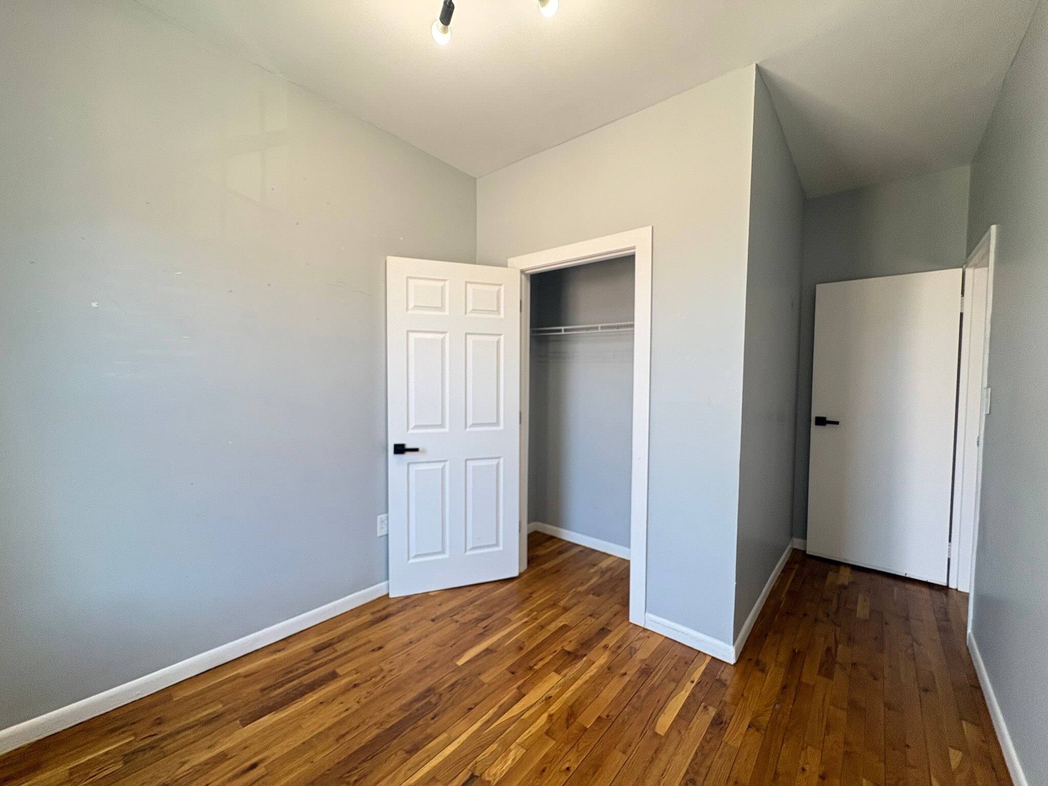 117 Wade St 3A - 121 Wade St