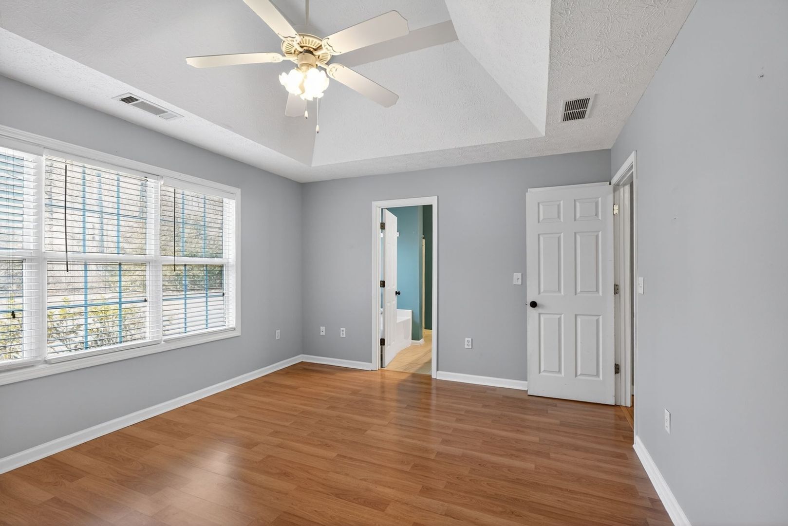 Building Photo - 345 Freeman Dr