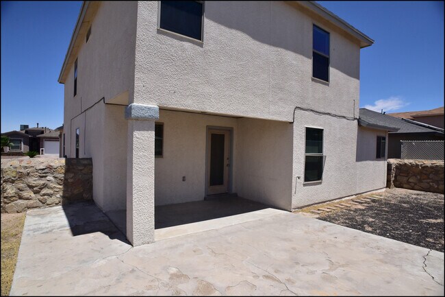Building Photo - 14218 Rattler Point Dr