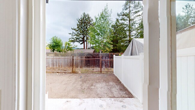 Building Photo - 15431 Marty Dr