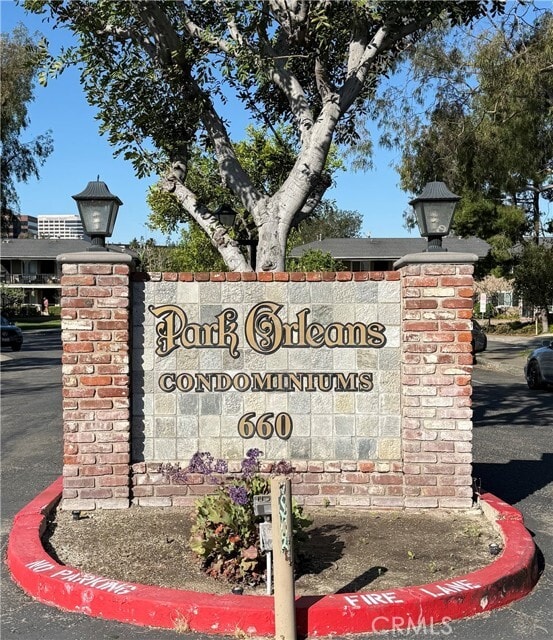 Building Photo - 660 S Glassell St