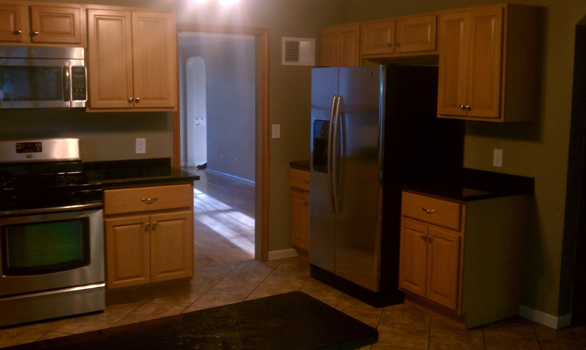 Kitchen with Maple Cabinets, Granite Counter tops and Stainless Steel Appliances (including Brand New Dishwasher) - 2923 Arthur St NE