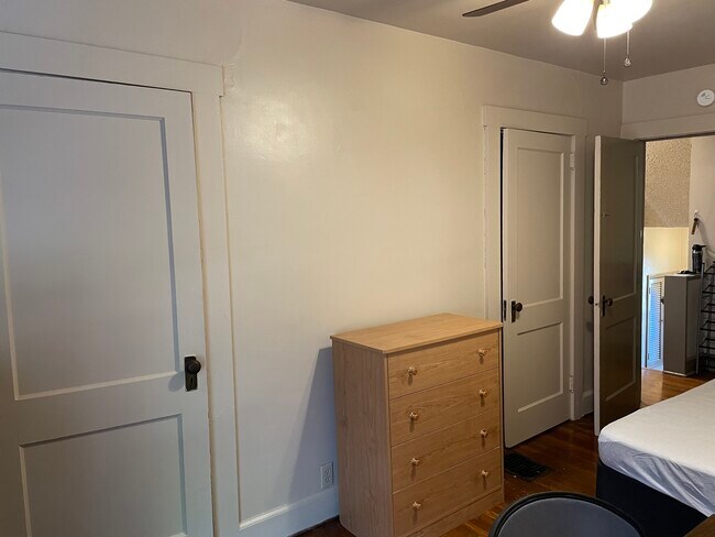 Bedroom 1 UP - 8 Park Pl