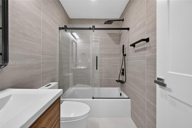 Building Photo - 8668 SW 50th St