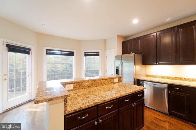 Building Photo - 14564 Riverwind Terrace