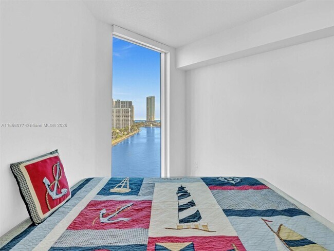 Building Photo - 3370 Hidden Bay Dr