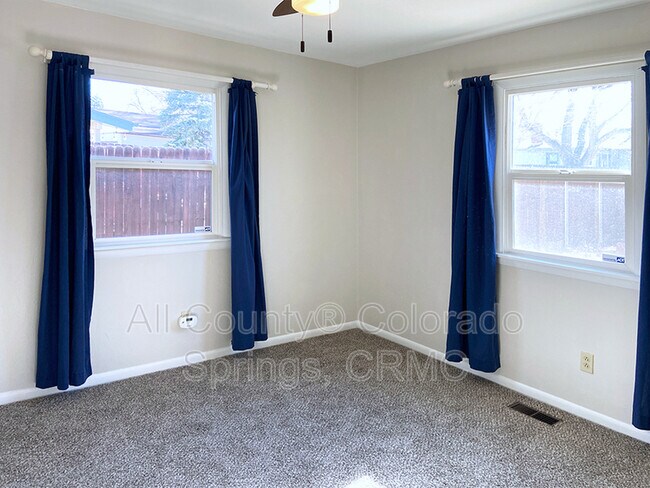 Building Photo - 407 N 31st St