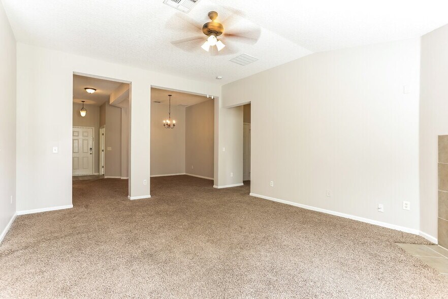 Building Photo - 860 Bonaparte Landing Ct