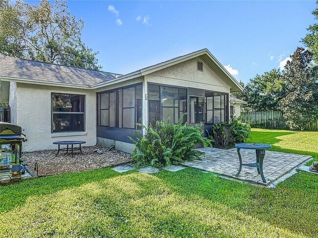 Building Photo - 4039 N Waterbridge Cir