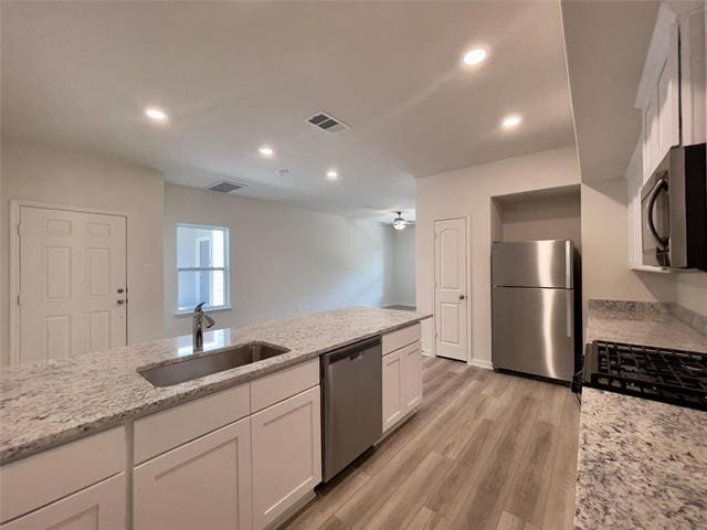 Building Photo - 301 Marsh Ln