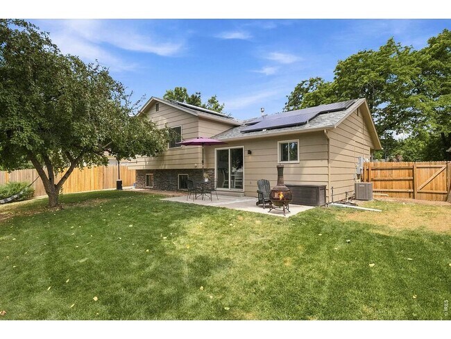 Building Photo - 2431 Sunstone Dr