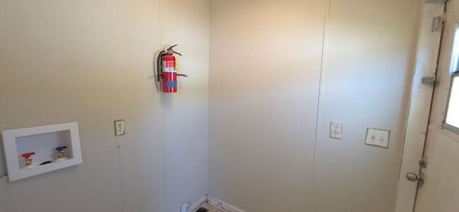 Building Photo - Spacious Dacula Mobile Home