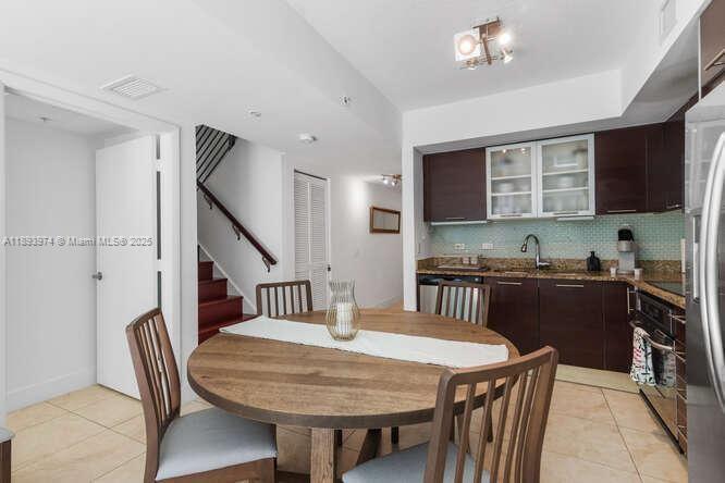 Building Photo - 41 SE 5th St