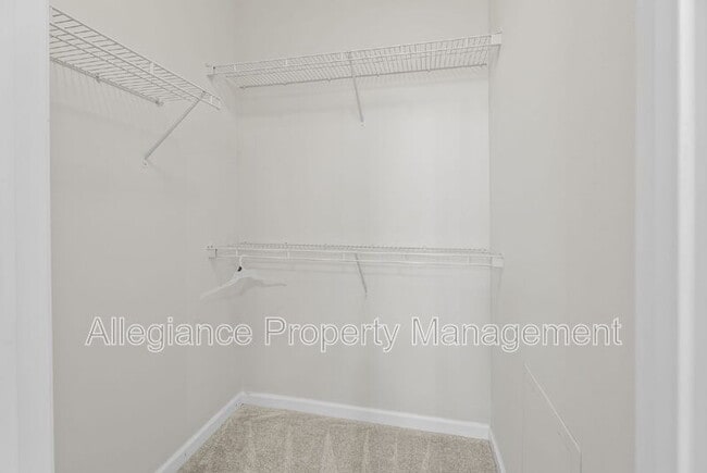 Building Photo - 12929 Centre Park Cir