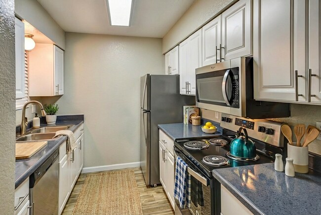 Interior Photo - The Bronte West