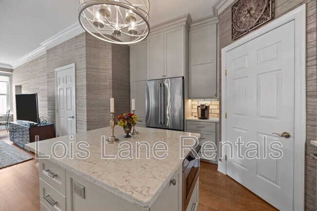 Building Photo - 2 Wharfside St