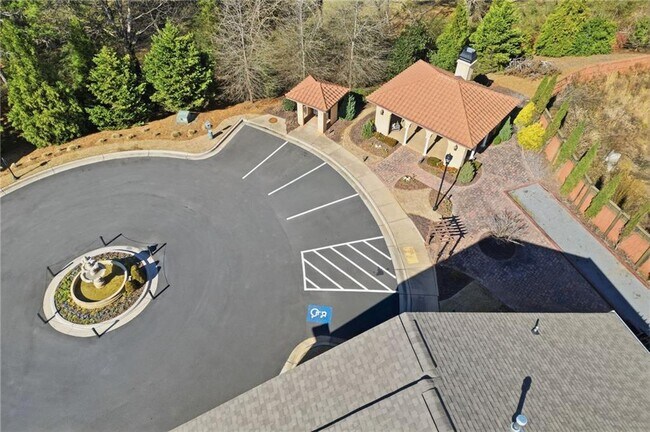 Building Photo - 110 Via Roma