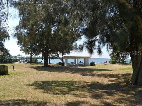 Building Photo - 656 Windrush Bay Dr