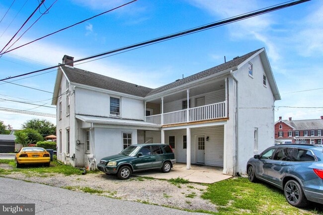 Primary Photo - 103 Rampike Hill Rd