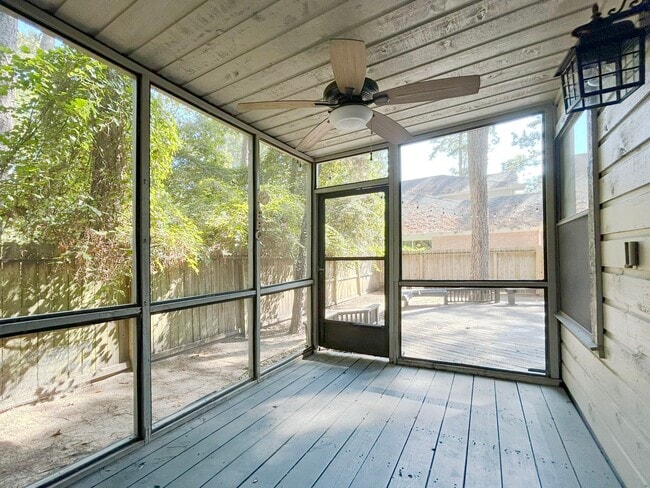 Building Photo - 3 N Mossrock Rd