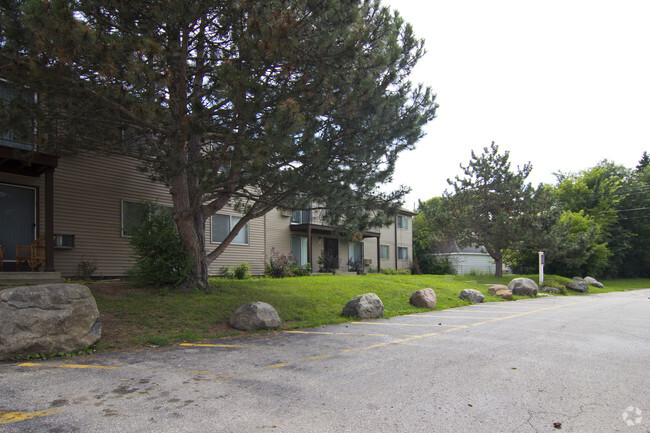 Building Photo - Timmerman Terrace Apartments