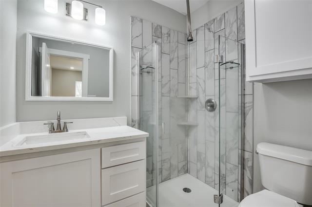 Building Photo - 1326 Johns Ave