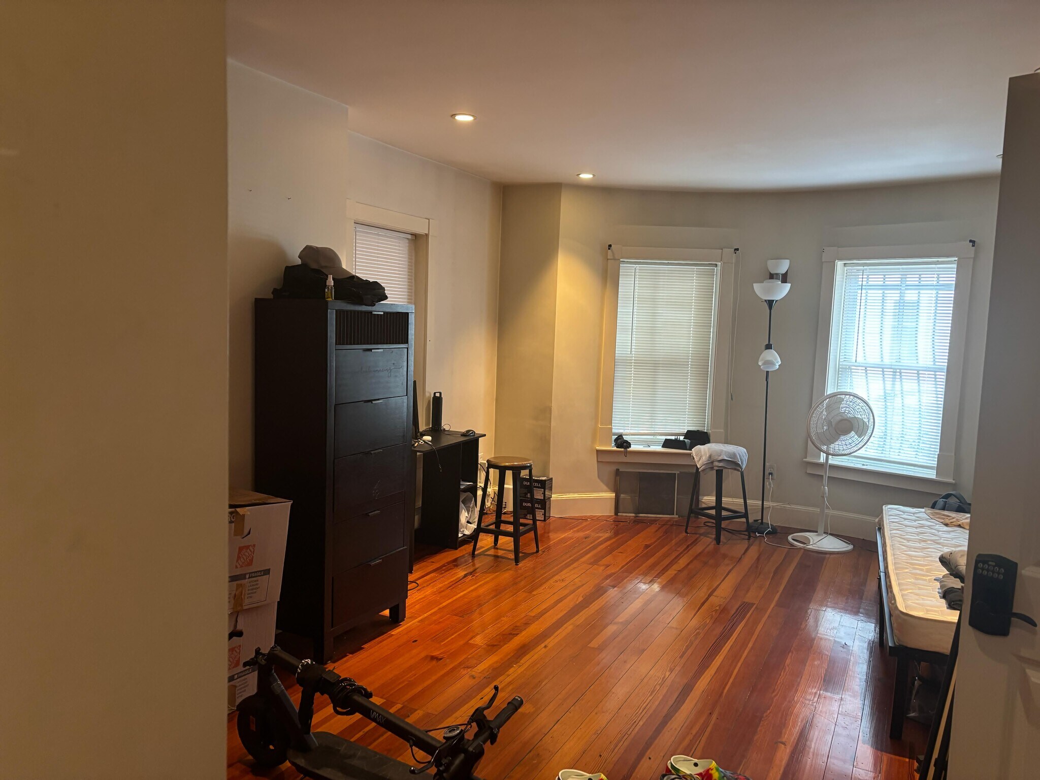 Building Photo - 151 Highland St