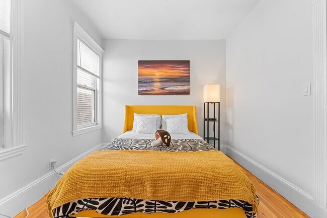 Building Photo - 3 Seafoam Ave