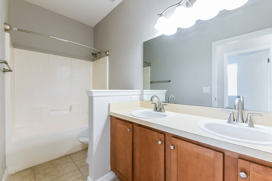 Building Photo - 1810 Patriot Way