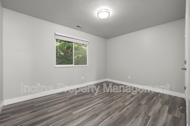 Building Photo - 784 N 1060 W