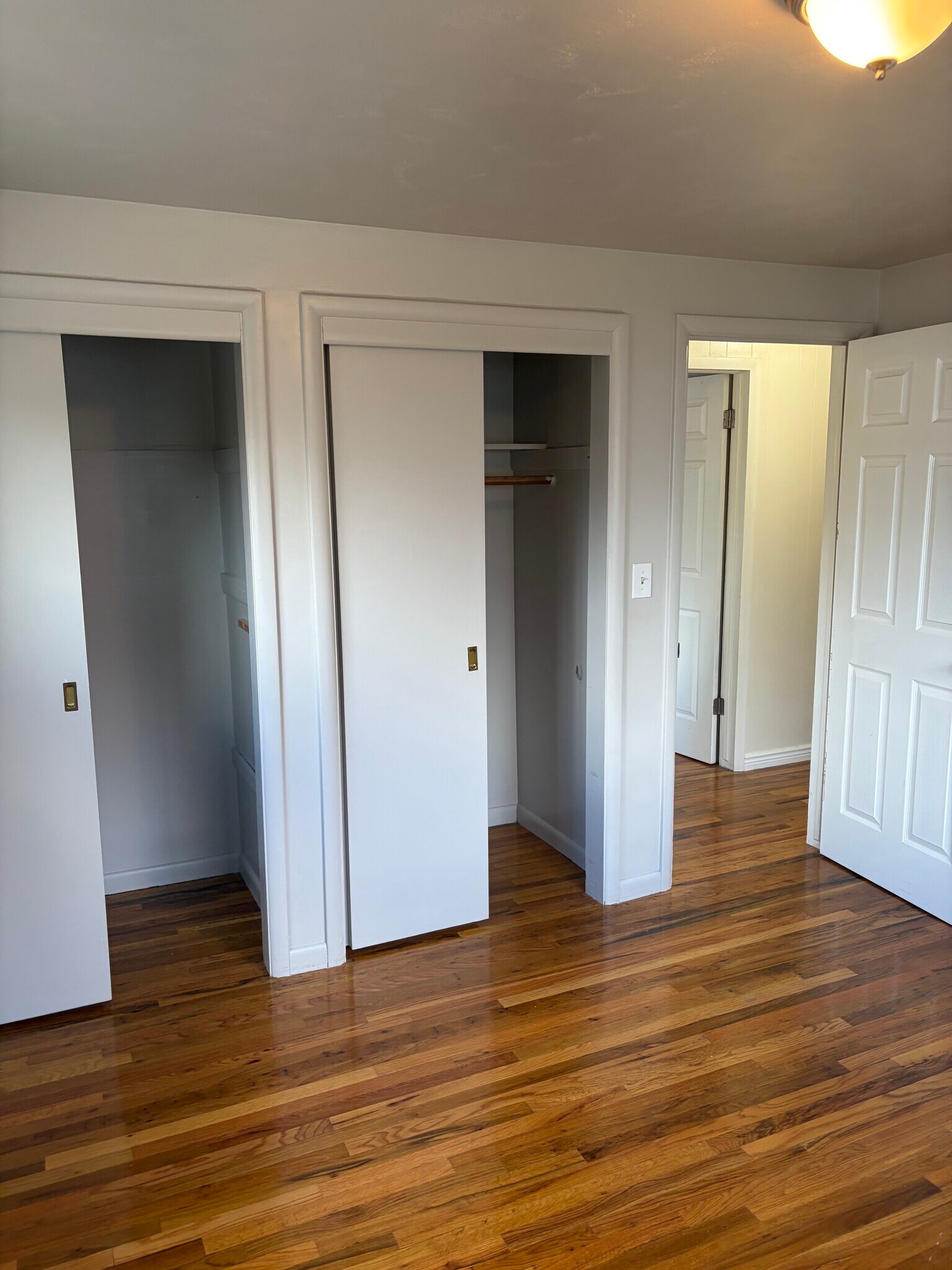 Building Photo - 3747 S Lee Maur St