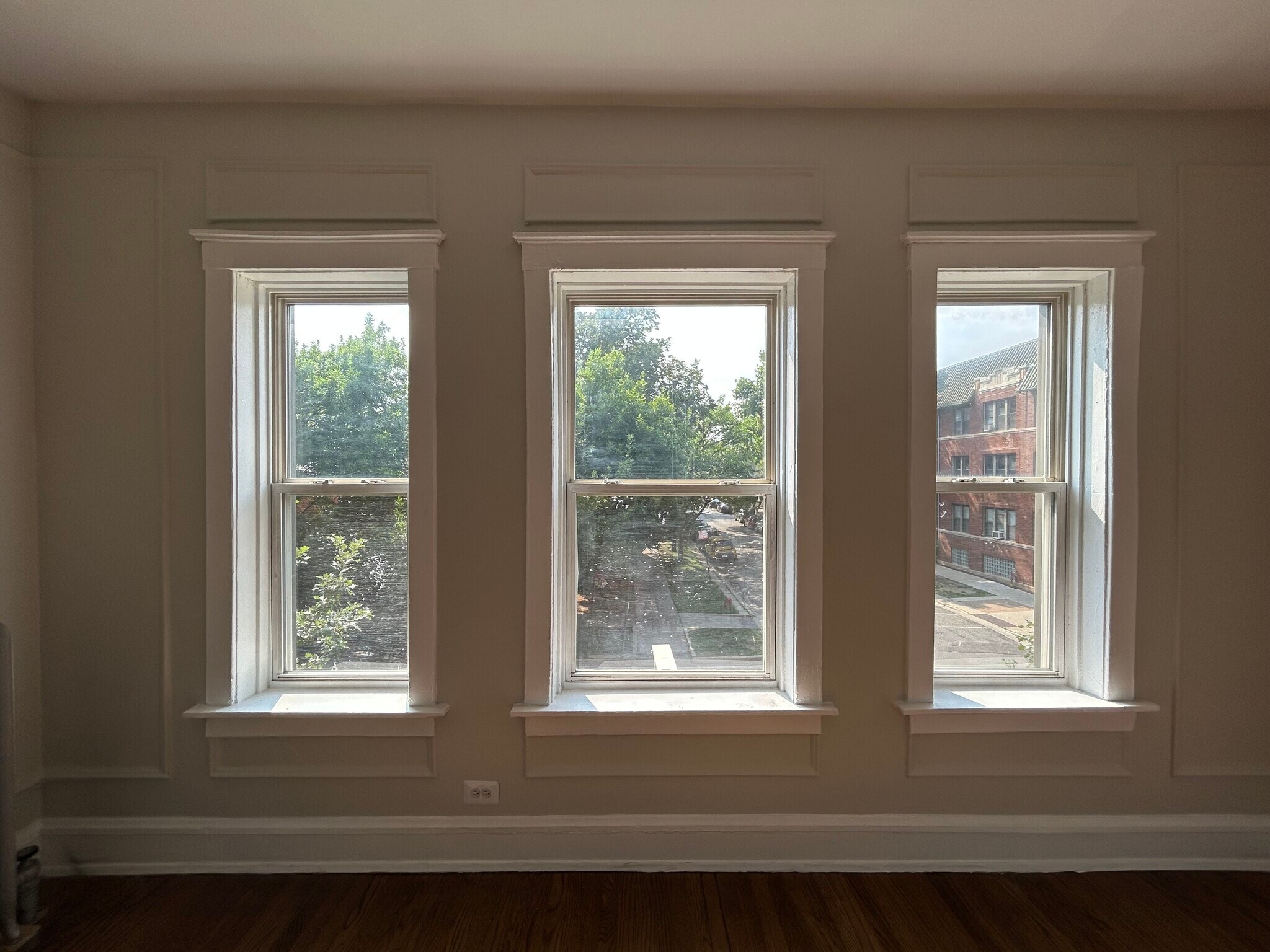 Building Photo - 2659 N Spaulding Ave