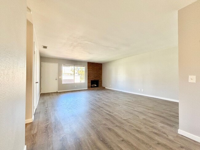 Building Photo - 3604 Ketch Ave
