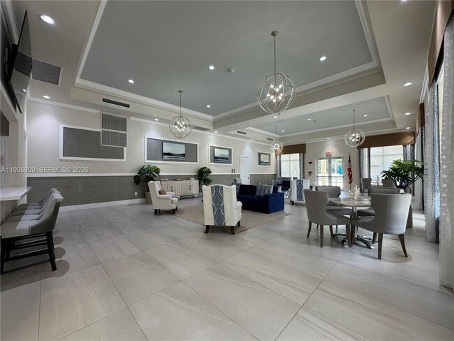 Building Photo - 2590 NE 3rd Dr