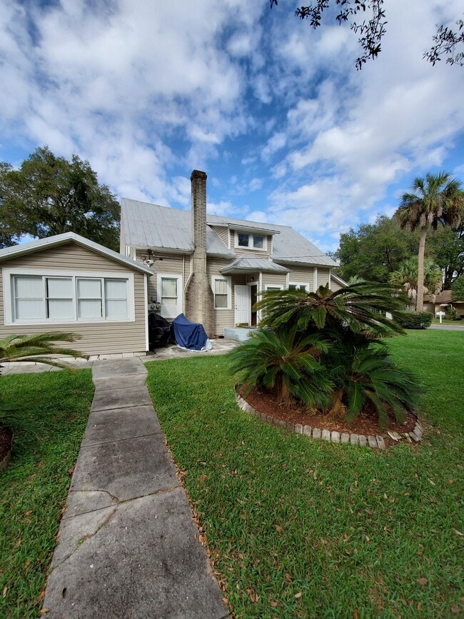 Building Photo - 5511 11th St