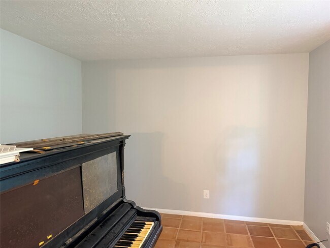 Building Photo - 2314 Roman Forest Blvd