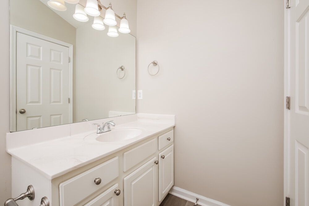Building Photo - 6004 Silkwater Ct