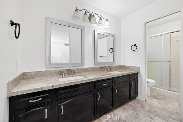 Building Photo - 41363 Plumrose St