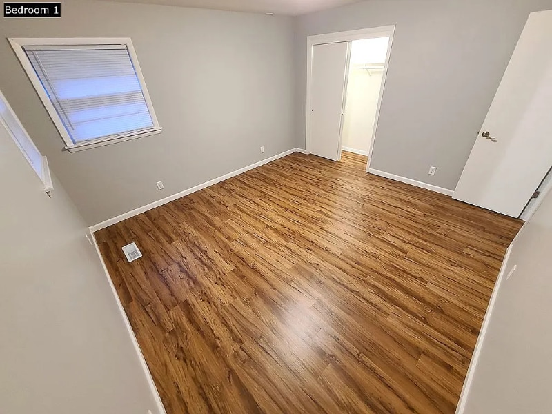 Building Photo - 11 Jan Ave