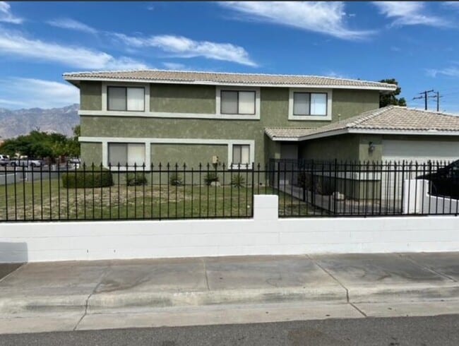 Fully renovated unit - 33085 Moreno Rd