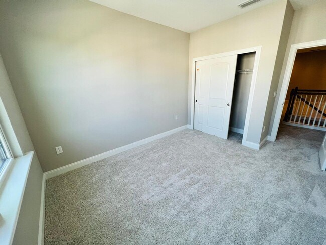 Building Photo - 11352 Newtonian Blvd