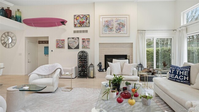 Building Photo - 15 Blueberry Ln