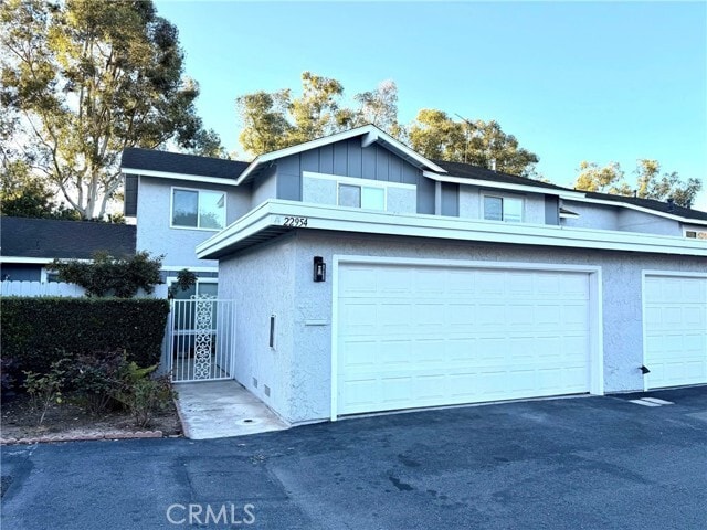 Building Photo - 22954 Moonstone Ln