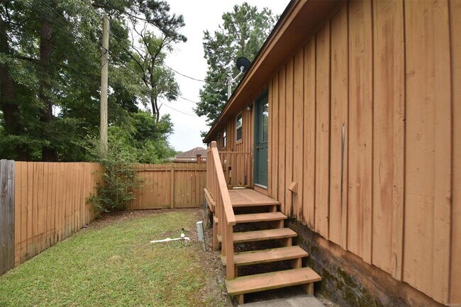 Building Photo - 3840 Browns Rd